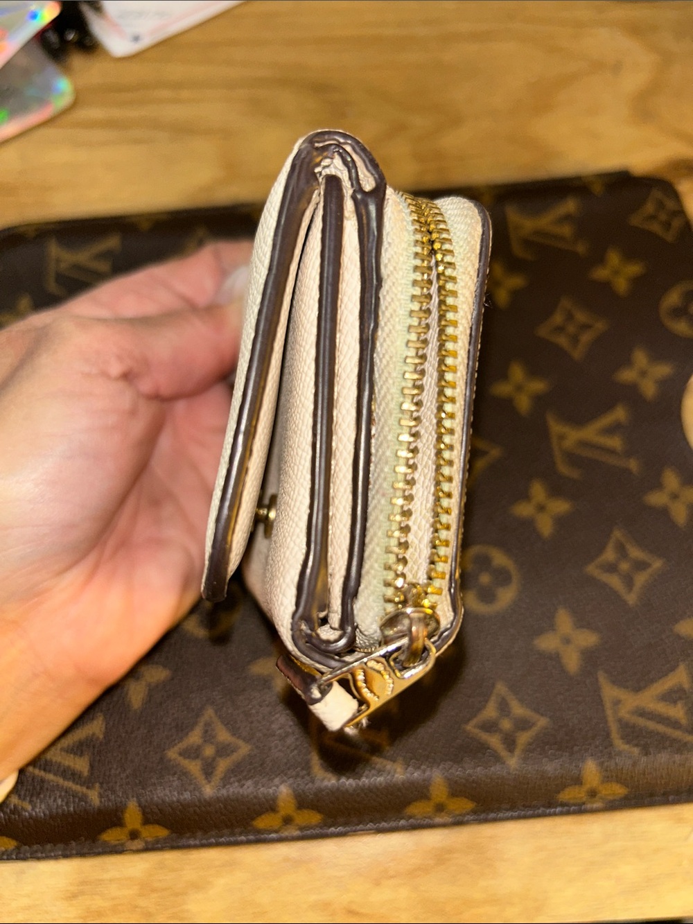 Coach Compact Pebbled Leather Wallet in Cream and Tan - Picture 10 of 11